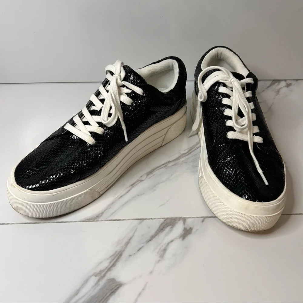 Jessica Simpson Black Snake Texture Platform Sneakers Size 8
